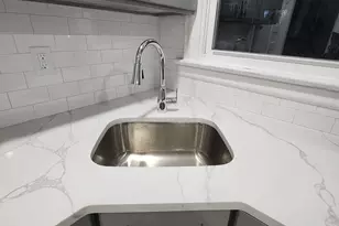 65 Halstead St, Kearny, NJ 07032 - Photo 7