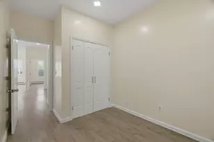 290 Grant Ave, Jersey City, NJ 07305 - Photo 9