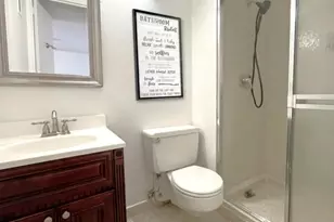 7000 Blvd E, Guttenberg, NJ 07093 - Photo 9