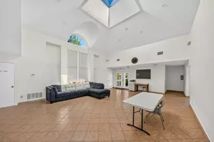 121 Country Club Dr, Union Township, NJ 07083 - Photo 33