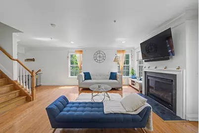 180 Blue Heron Dr #180, Secaucus, NJ 07094 - Photo 5