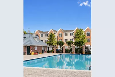 436 Albany Ct, West New York, NJ 07093 - Photo 1