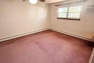 60 Williams Ave, Jersey City, NJ 07304 - Photo 5