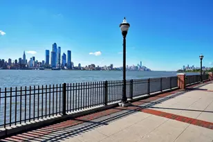 100 Eton Row, Weehawken, NJ 07086 - Photo 49