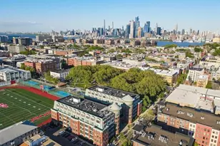 402 9th St, Hoboken, NJ 07030 - Photo 17