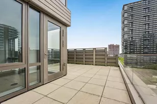 75 Park Ln S, Jersey City, NJ 07310 - Photo 15