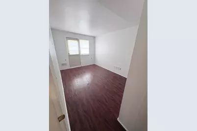 24 Colonial Dr #2, Bayonne, NJ 07002 - Photo 3
