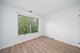 79 Sherman Pl, Jersey City, NJ 07307 - Photo 21