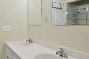 604 Avenue A, Bayonne, NJ 07002 - Photo 19