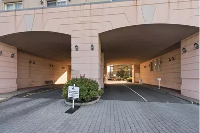 207 Shearwater Ct West #17, Jersey City, NJ 07305 - Photo 41