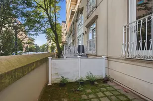207 Shearwater Ct W, Jersey City, NJ 07305 - Photo 33