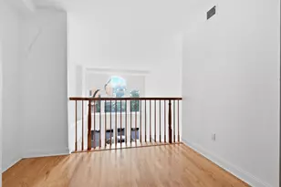 207 Shearwater Ct W, Jersey City, NJ 07305 - Photo 15