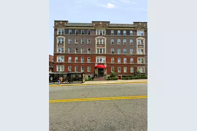 6045 Blvd East #D9, West New York, NJ 07093 - Photo 1