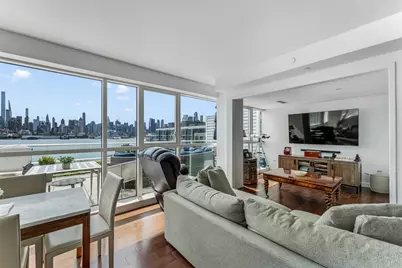 800 Avenue At Port Imperial #618, Weehawken, NJ 07086 - Photo 3