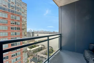 389 Washington St #33E, Jersey City, NJ 07302 - Photo 25