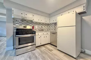 662 Ten Eyck Ave, Lyndhurst Township, NJ 07071 - Photo 27