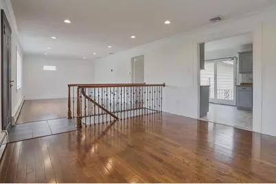 662 Ten Eyck Ave, Lyndhurst Township, NJ 07071 - Photo 7