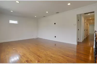 662 Ten Eyck Ave, Lyndhurst Township, NJ 07071 - Photo 13