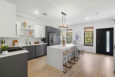 20 Jewett Ave #1, Jersey City, NJ 07304 - Photo 1