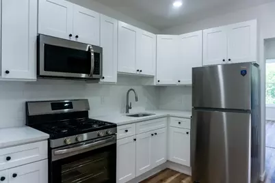 576 Newark Ave #2L, Jersey City, NJ 07306 - Photo 3