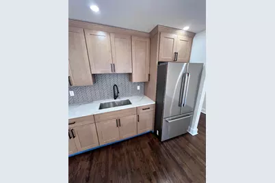 427-429 Martin Luther King Jr Dr #3, Jersey City, NJ 07305 - Photo 5