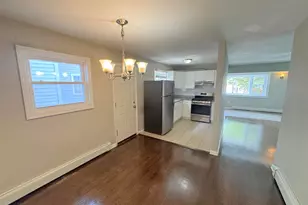 71 Suburbia Ct, Jersey City, NJ 07305 - Photo 5