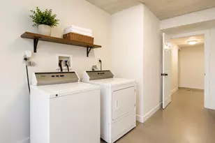 305 Cator Ave, Jersey City, NJ 07305 - Photo 15