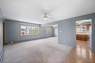13 Schuyler Pl W, Bayonne, NJ 07002 - Photo 13