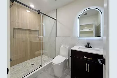 182 Columbia Ave, Jersey City, NJ 07307 - Photo 29