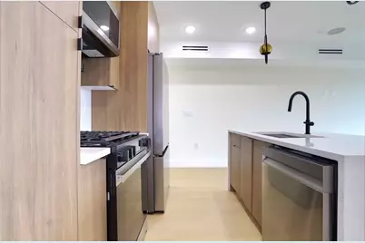 182 Columbia Ave, Jersey City, NJ 07307 - Photo 19