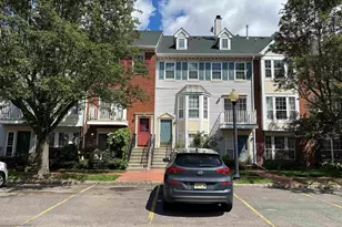 27 Cottonwood St, Jersey City, NJ 07305 - Photo 1