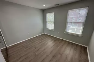 27 Cottonwood St, Jersey City, NJ 07305 - Photo 7
