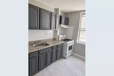 375 Mountain Rd #2, Union City, NJ 07087 - Photo 1