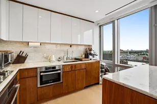 75 Park Ln S, Jersey City, NJ 07310 - Photo 11
