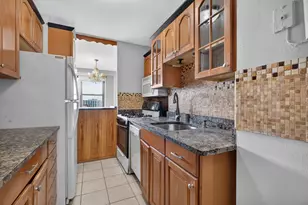 225 St Pauls Ave, Jersey City, NJ 07306 - Photo 3