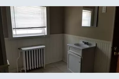 683 Avenue E #2, Bayonne, NJ 07002 - Photo 9