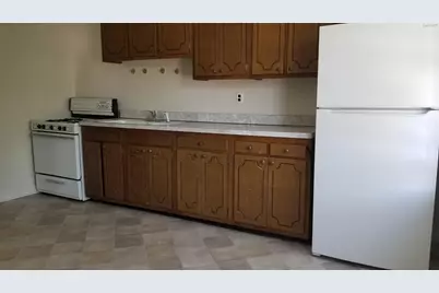 683 Avenue E #2, Bayonne, NJ 07002 - Photo 3