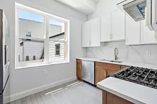133 Clifton Pl, Jersey City, NJ 07304 - Photo 9