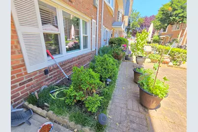 9 Elna Ct, Bayonne, NJ 07002 - Photo 3