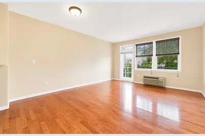 15 Freedom Way #306, Jersey City, NJ 07305 - Photo 7