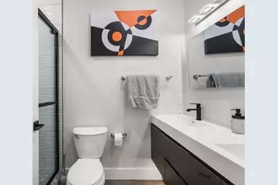 36 Lincoln St #2, Jersey City, NJ 07307 - Photo 21
