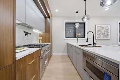 24 Lincoln St #1, Jersey City, NJ 07307 - Photo 5