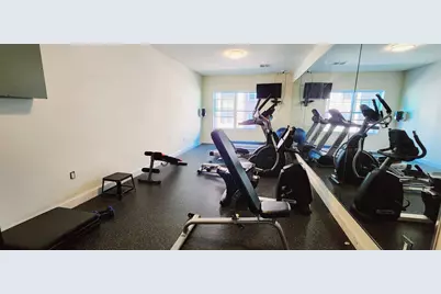 5817 Jefferson St #502, West New York, NJ 07093 - Photo 11