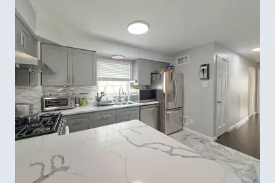 87 Wallis Ave #2, Jersey City, NJ 07306 - Photo 11