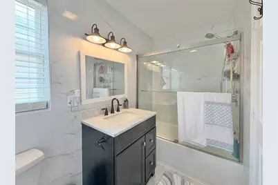 87 Wallis Ave #2, Jersey City, NJ 07306 - Photo 23