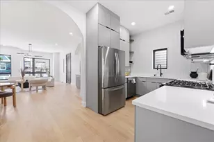 81 Lexington Ave, Jersey City, NJ 07304 - Photo 9