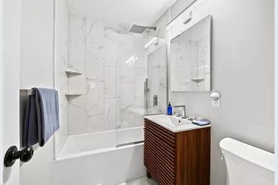 100 Manhattan Ave #2316, Union City, NJ 07087 - Photo 9