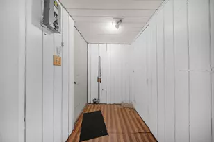 44 College St, Jersey City, NJ 07305 - Photo 9