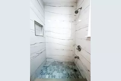 126 Wade St #1, Jersey City, NJ 07305 - Photo 23