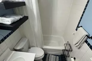 126 Magnolia Ave, Jersey City, NJ 07306 - Photo 9